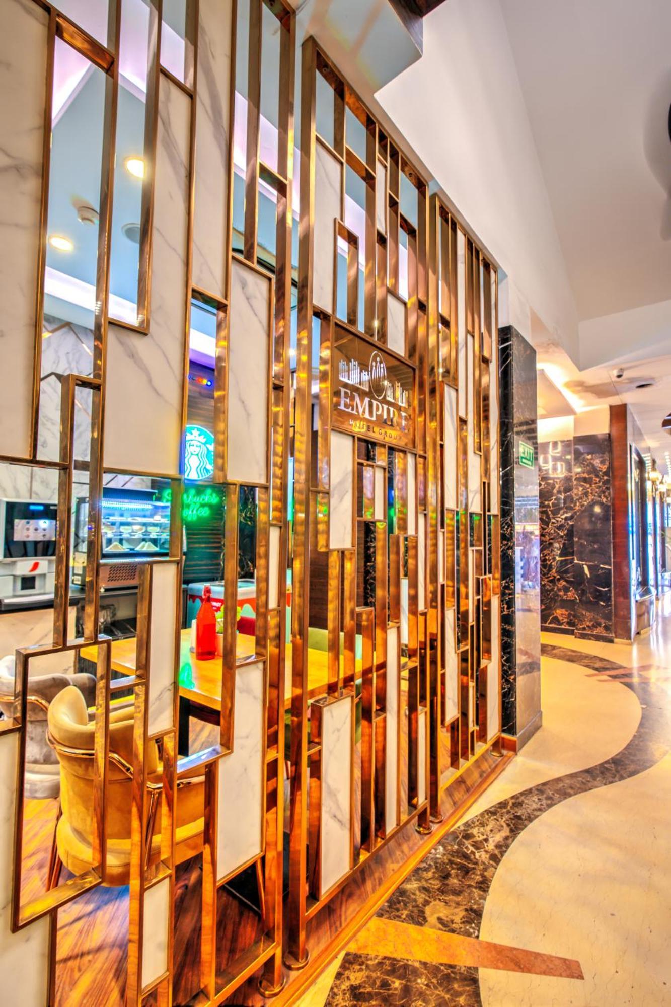 Empire Suites, Ню Делхи Екстериор снимка